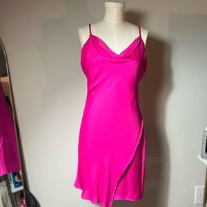 New with tags Size medium hot pink dress